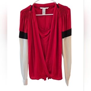DIANE VON FURSTENBURG MARIAN RED SILK FAUX WRAP TOP WITH CAMISOLE . SIZE 8.
